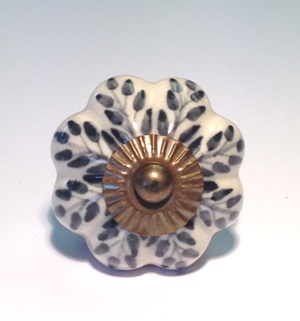 Harmony Leaf Knob Pulls & Knobs Style 7